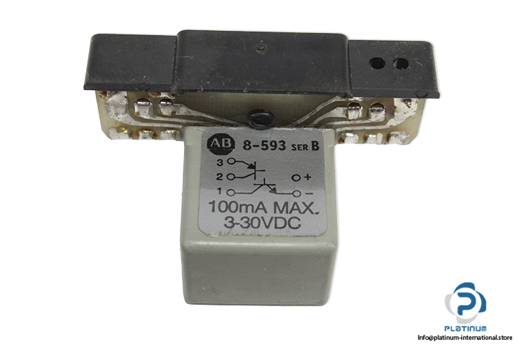 allen-bradley-8-593-relay-output-module-(New)-1