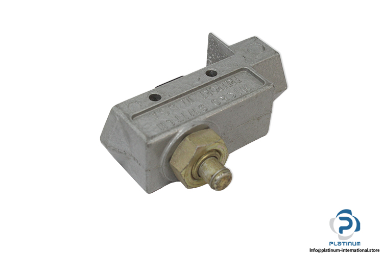 Honeywell-bze6-2rq-784-plunger-micro-switch(used)-1