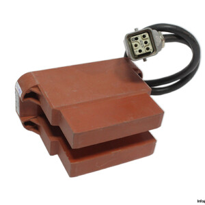 VOGT-P-8-plug-connector(new)
