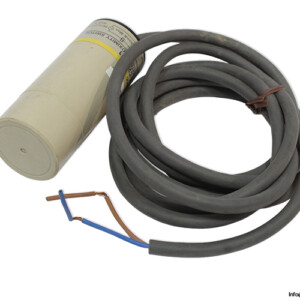 Omron E2K-C25MY1 Capacitive Proximity Switch
