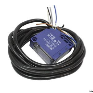 telemecanique-xuk1arcnl2-photoelectric-sensor(new)