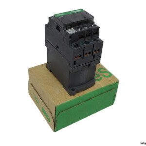 Schneider CAD32BD Control Relay