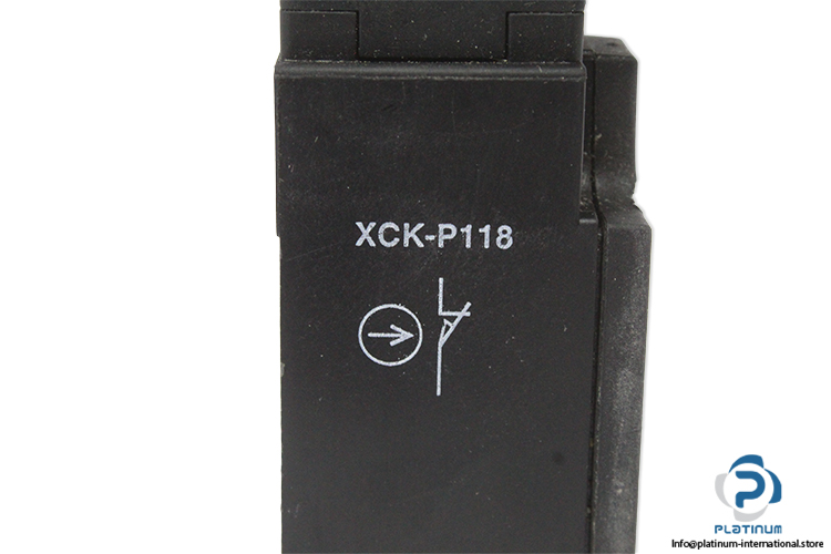 telemecanique-XCK-P118-roller-lever-limit-switch-(new)-1
