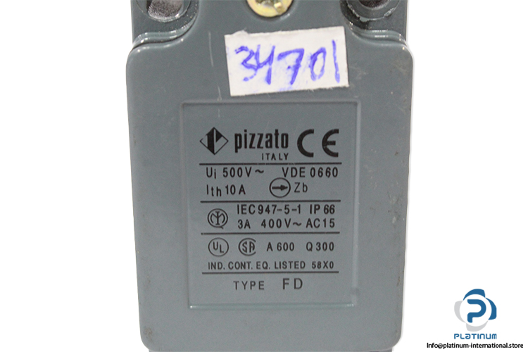 pizzato-FD-515-roller-piston-plunger-position-switch-(new)-2