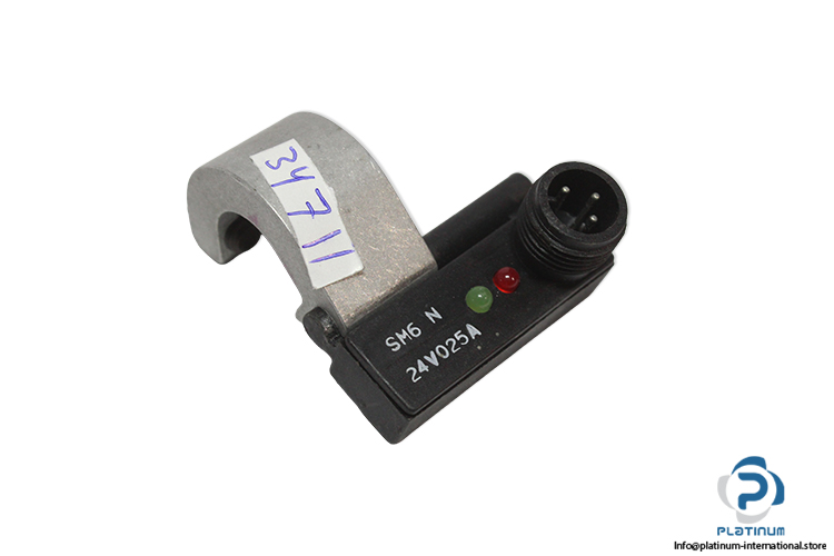 SM6-N-magnetic-sensor-(new)