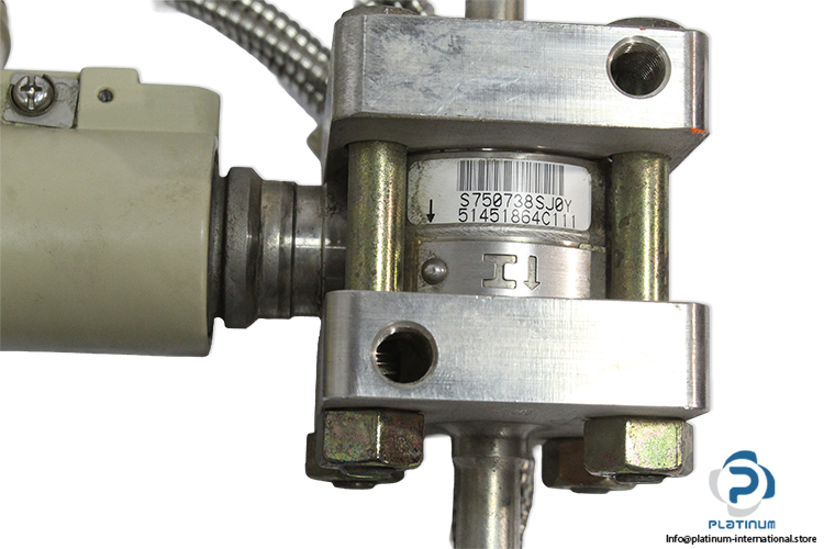 Honeywell-ctr12d-21a-1b0qg0na0800-mb.f1.1c-b77p-pressure-transmitter(used)-1