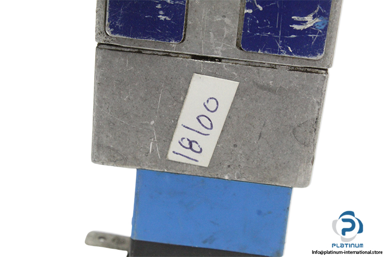 festo-30476-solenoid-valve(used)-3