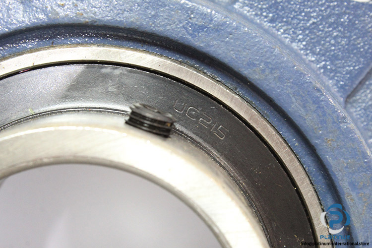 fbj-UCF-215-square-flange-ball-bearing-unit-(new)-2