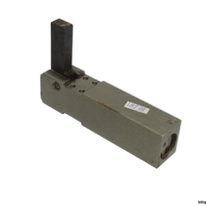 tunkers-pks-16-a00-t00-105-pneumatic-power-clamp(used)