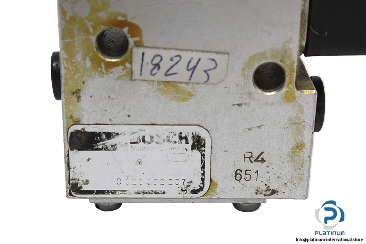 bosch-b020002257-solenoid-valve(used)-2