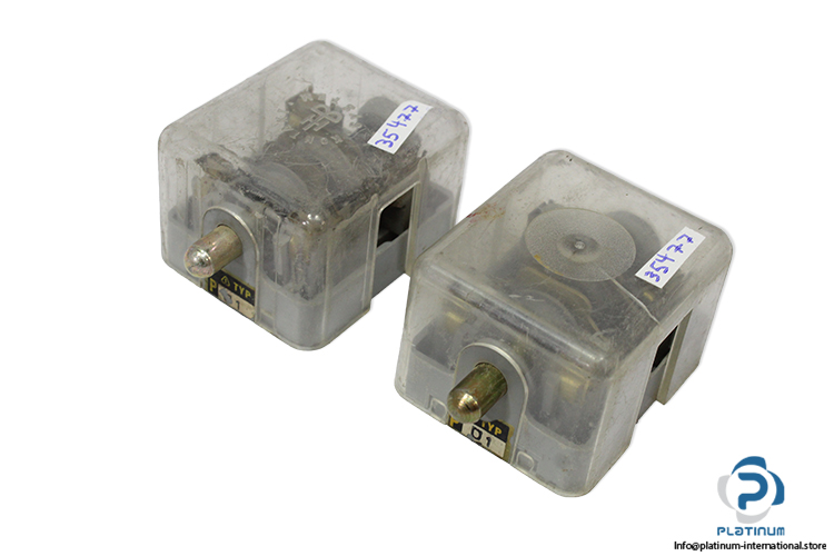kontaktsystem-P01-plunger-limit-switch-(used)