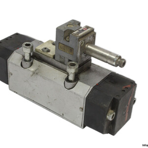 Herion 25 335 30 Double Solenoid Valve