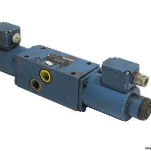 Mannesmann Rexroth 4LMF 10 EA3JG24 Solenoid Operated Directional Control Valve