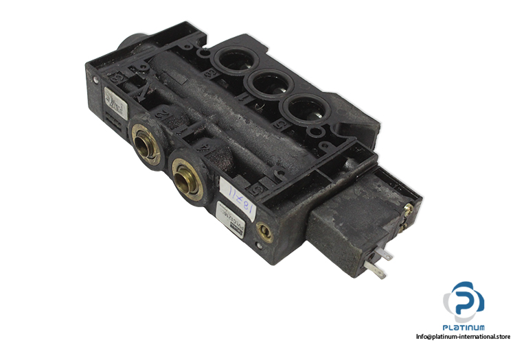 parker-PVLC121608-single-solenoid-valve-(Used)