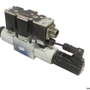 Rexroth-r900949222-proportional-directional-valve(used)