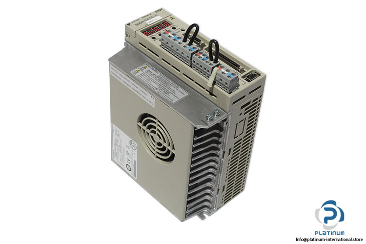 yaskawa-SGDH-08AE-S-servo-drive-(new)-(carton)