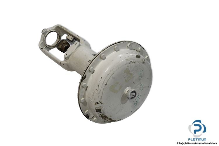 fisher-F-108759-diaphragm-actuator-(Used)-1
