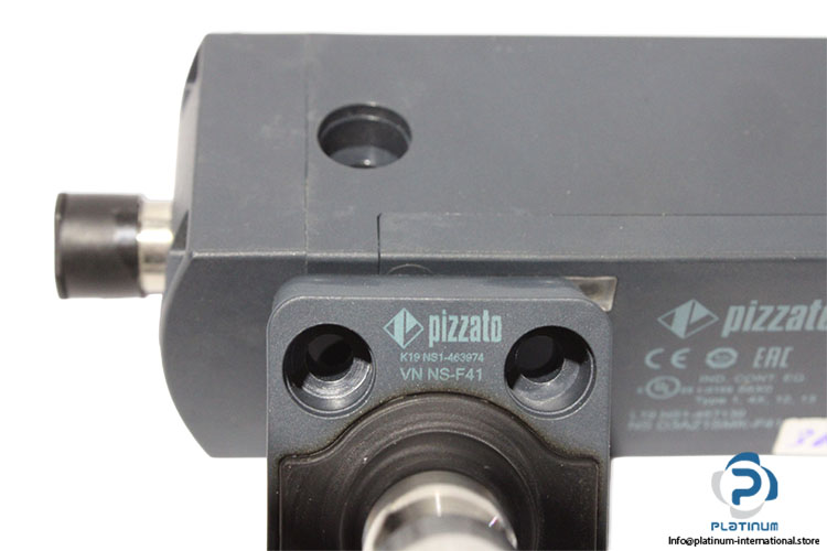 pizzato-NS-D3AZ1SMK-F41-safety-locking-switch-(New)-4