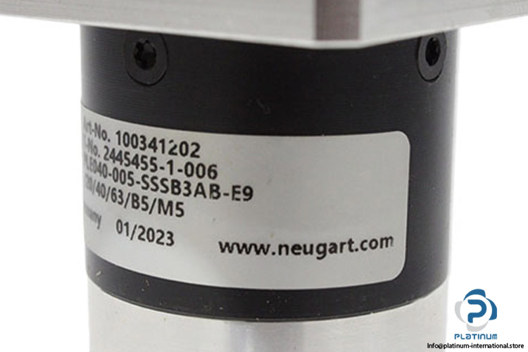 neugart-PLE040-005-SSSB3AB-E9204063B5M5-right-angle-gearbox(new)-2