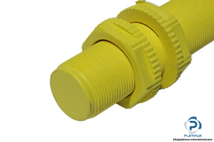 sick-TR4-SAM01C-non-contact-safety-switch-(New)-2