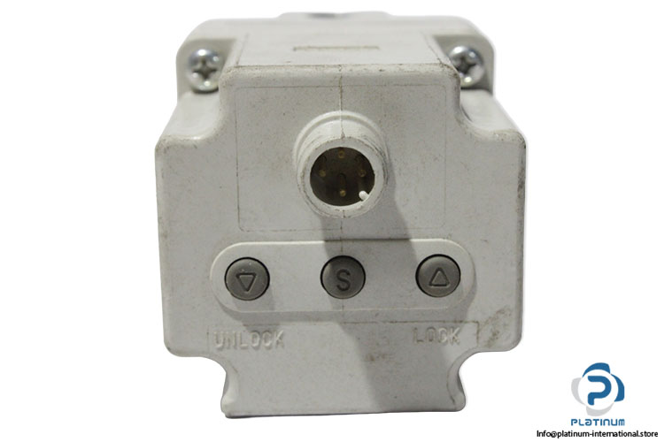 smc-ITV1050-23F1CL3-electro-pneumatic-regulator-(Used)-2