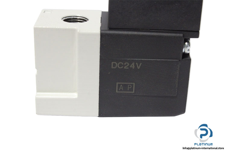 smc-VT307-5D01-01F-Q-solenoid-valve-(New)-1