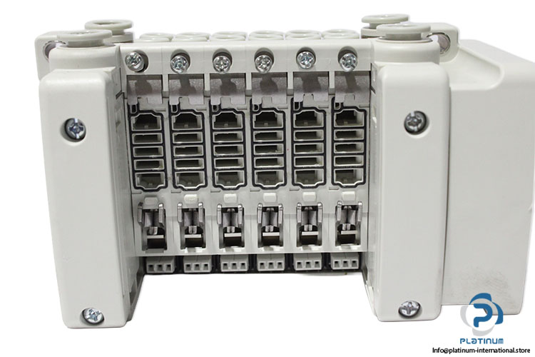 smc-VV5QC11-06C6SD0-manifold-base-(New)-1