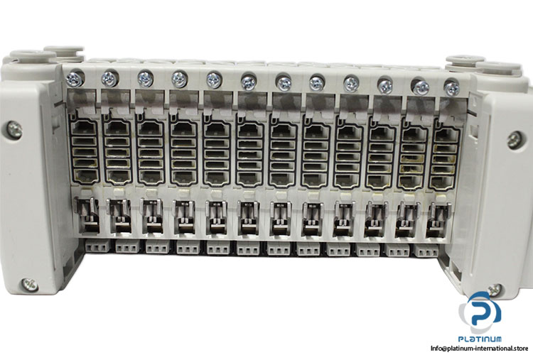 smc-VV5QC11-12C6SD0-manifold-base-(New)-1