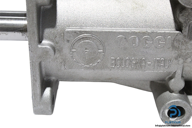 POGGI-2030R.11D.2EP-RIGHT-ANGLE-GEARBOX(used)-2