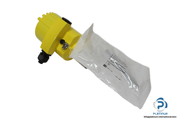 vega-B82.AXLFSAGGSHXAIMKM-pressure-transmitter(new)