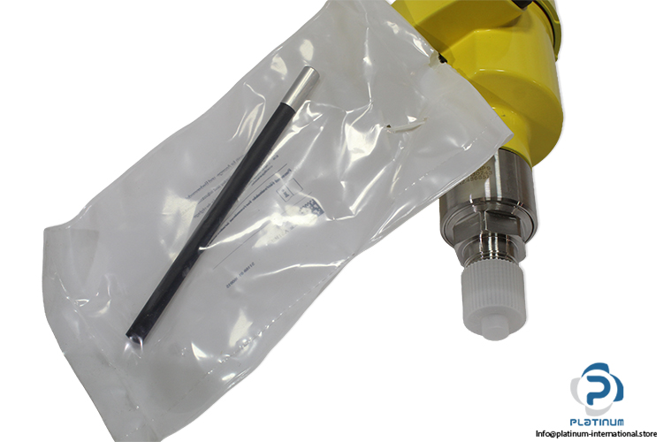 vega-B82.AXLFSAGGSHXAIMKM-pressure-transmitter(new)-1