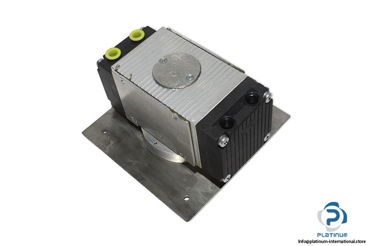 knf-neuberger-pj15854-815.0-vacuume-pump(new)-1