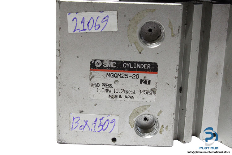 smc-MGQM25-20-compact-guide-cylinder-(used)-2
