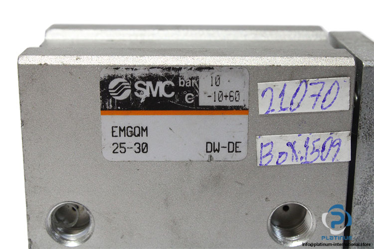 smc-EMGQM25-30-compact-guide-cylinder-(used)-2