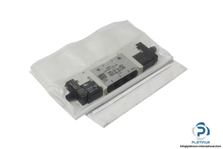 festo-VUVG-L10-P53C-T-M7-1P3-double-solenoid-valve-(New)