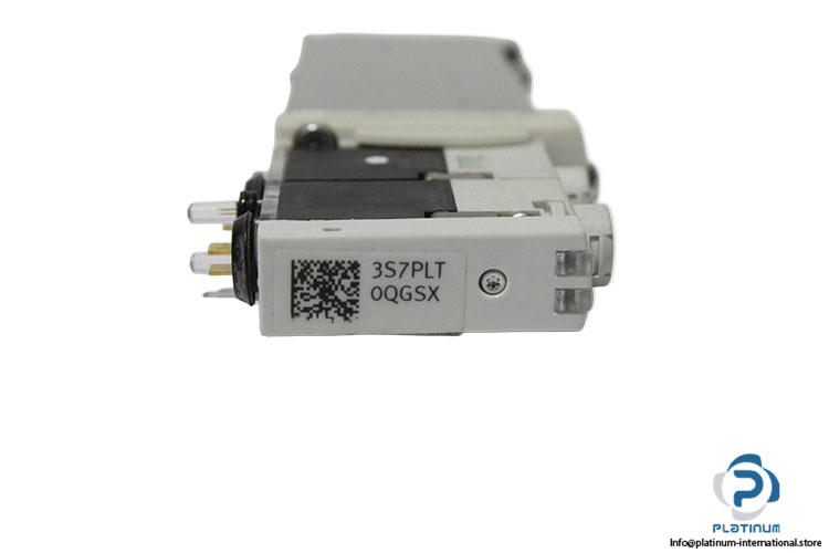 festo-573484-double-solenoid-valve-(New)-3