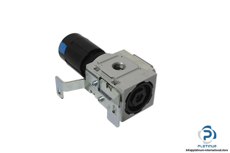 festo-529417-pressure-regulator-(New)-2