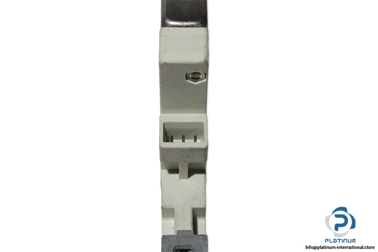 smc-VQC1300N-51-solenoid-valve-(Used)-1