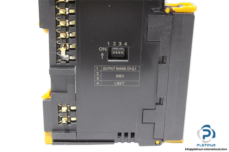 omron-GRT1-DA2C-analog-output-unit-(new)-(carton)-3
