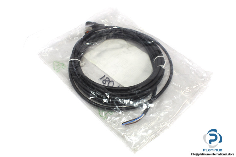 ifm-EVC008-connecting-cable(new)