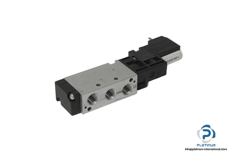 aventics-0820038102-directional-control-valve-(New)