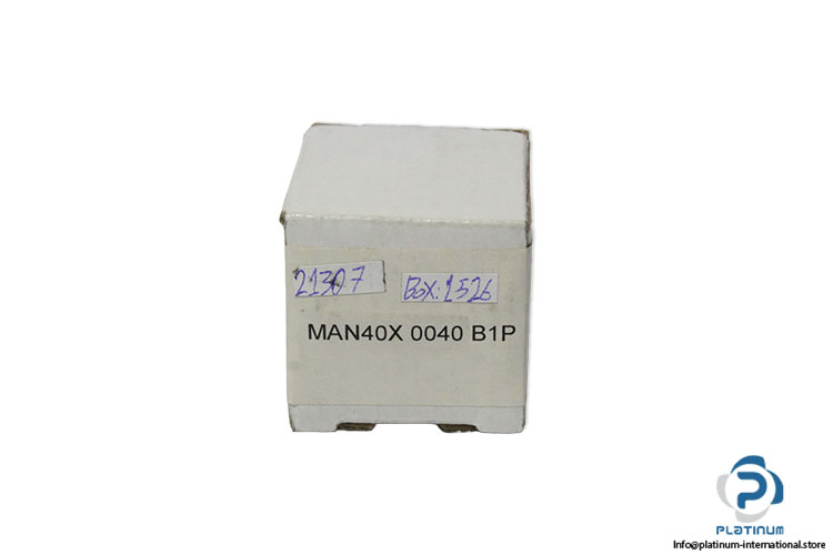 bourdon-MAN40X0040B1P-pressure-gauge-(New)-1
