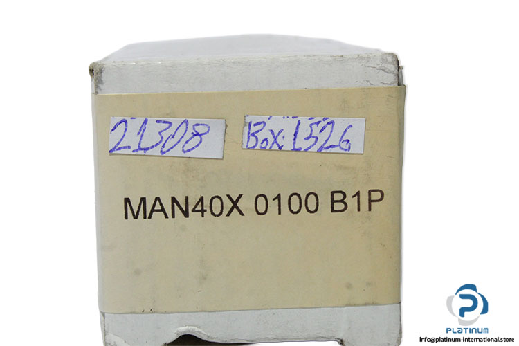 bourdon-MAN40X0100B1P-pressure-gauge-(New)-4