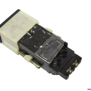 eao-02-121-011-pushbutton-switch(new)