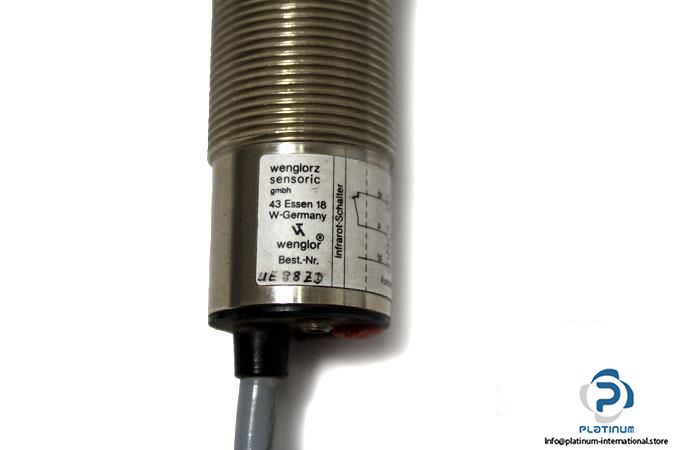 WENGLOR-UE88ZD-PHOTOELECTRIC-SWITCH4_675x450.jpg