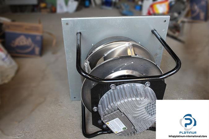 EBM-PAPST-K3G310-PH38-02-CENTRIFUGAL-FAN4_675x450.jpg