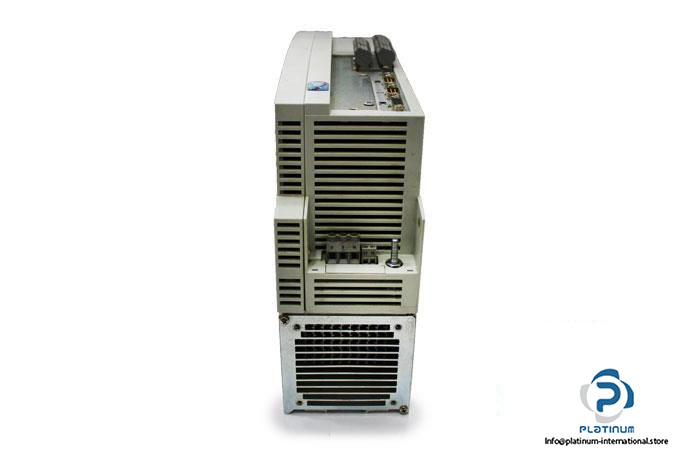 LENZE-EVS9323-EP-SERVO-INVERTER5_675x450.jpg