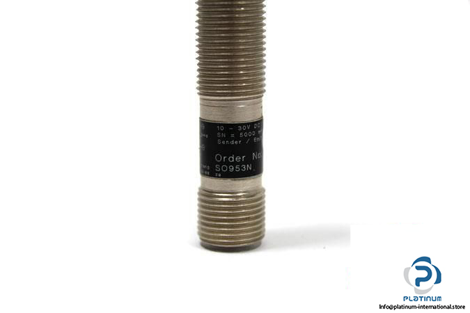 WENGLOR-S0953N-THROUGH-BEAM-PHOTOELECTRIC-SENSOR6_675x450.jpg