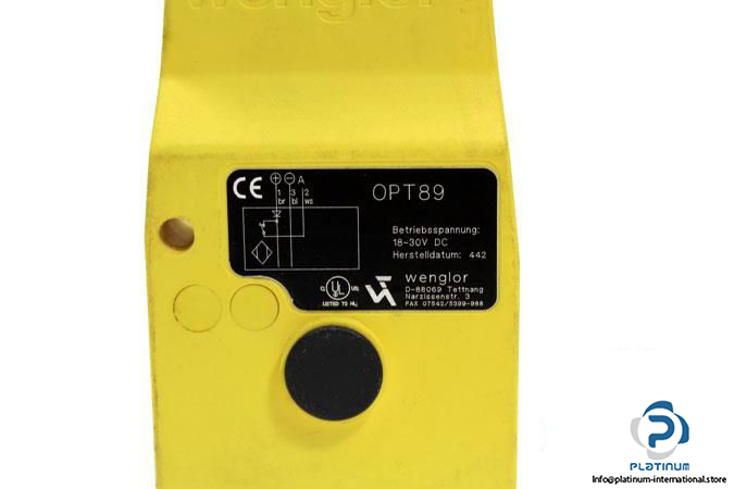 WENGLOR-OPT89-PHOTOELECTRIC-REFLEX-SENSOR6_675x450.jpg