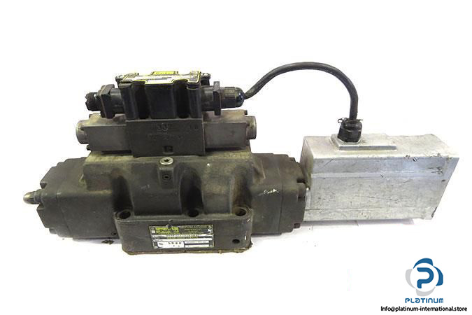PARKER-D91FHB63H2NB0020-HYDRAULIC-SERVO-VALVE_675x450.jpg